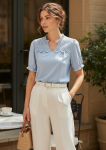 Blusa Celeste para Mujer - Cuello Fruncido y Encaje Calado